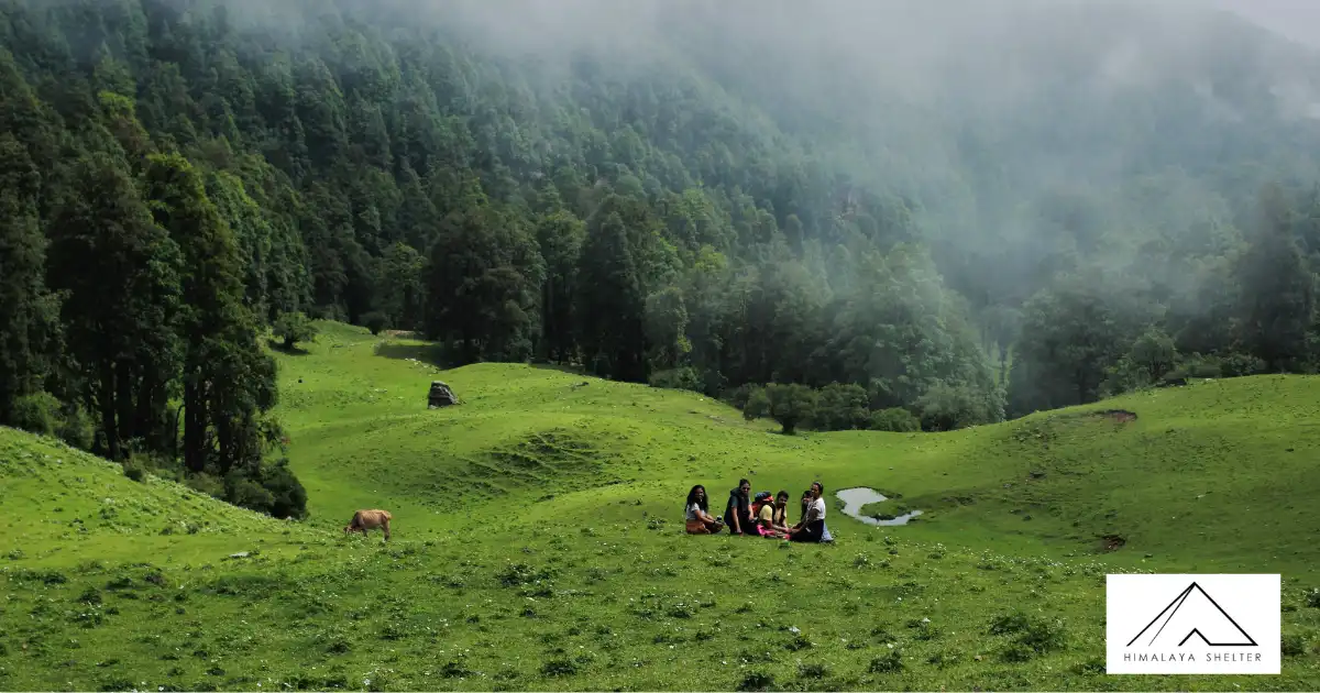 Trekkers At Barnala On The Way To Dayara